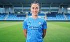 ‘great-to-be-back’:-lucy-bronze-returns-to-manchester-city-after-lyon-spell