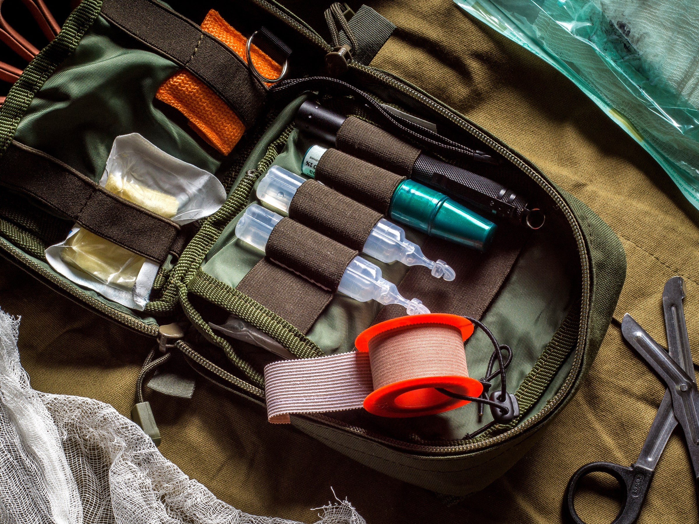 homemade wilderness survival kits