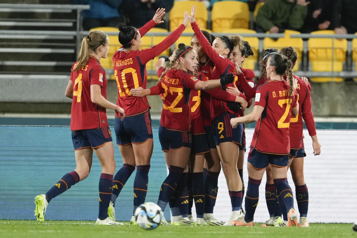 U.S. women's national soccer team starts World Cup with 3-0 win